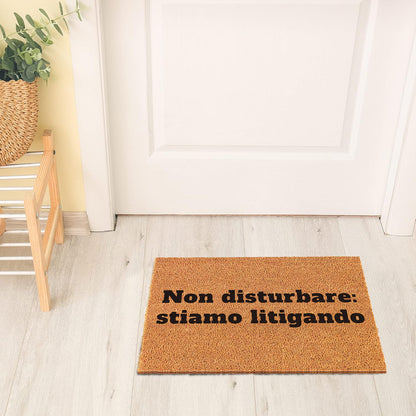 Zerbino Divertente - Non disturbare: stiamo litigando 40x60cm